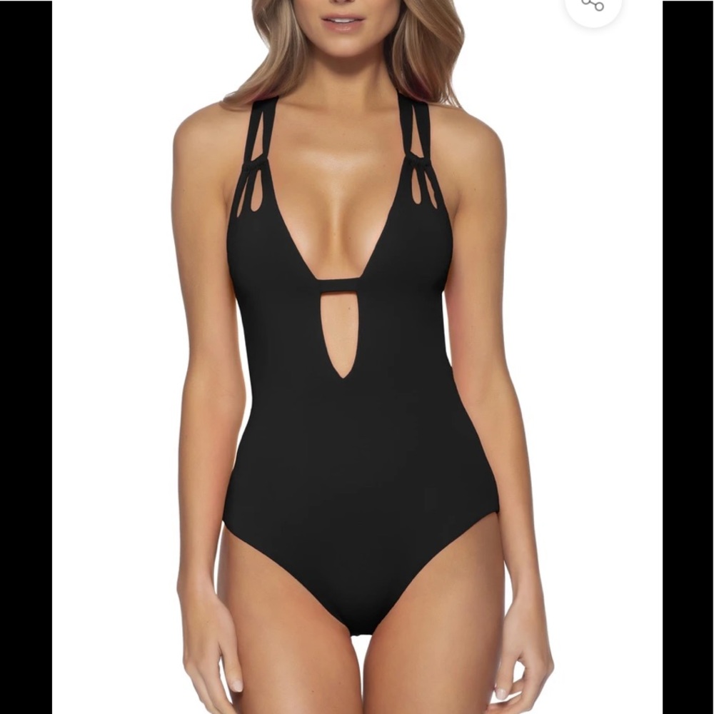 BECCA | Color Code One Piece Swimsuit Black